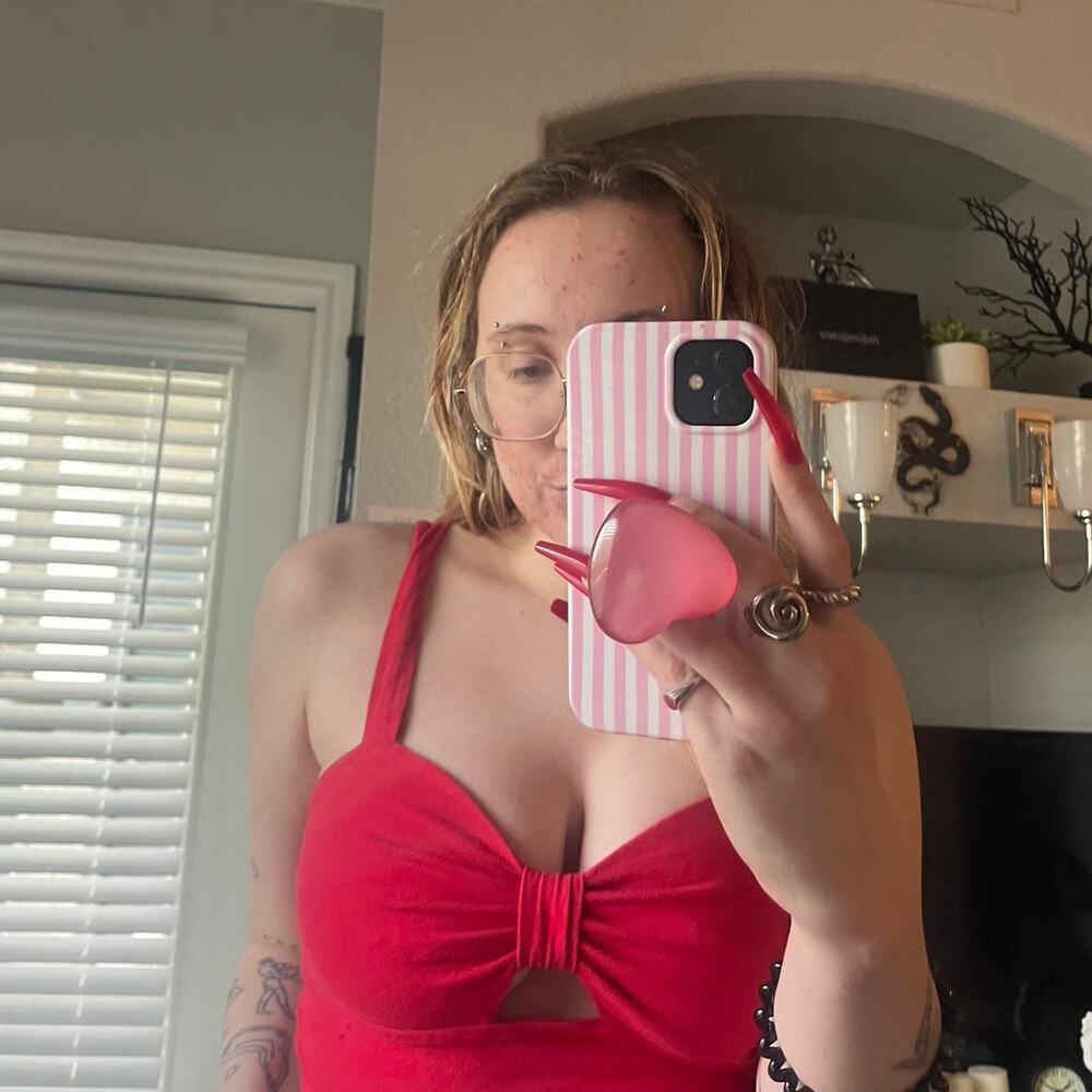 Forever 21 bow tie front tank top - Picture 2 of 4